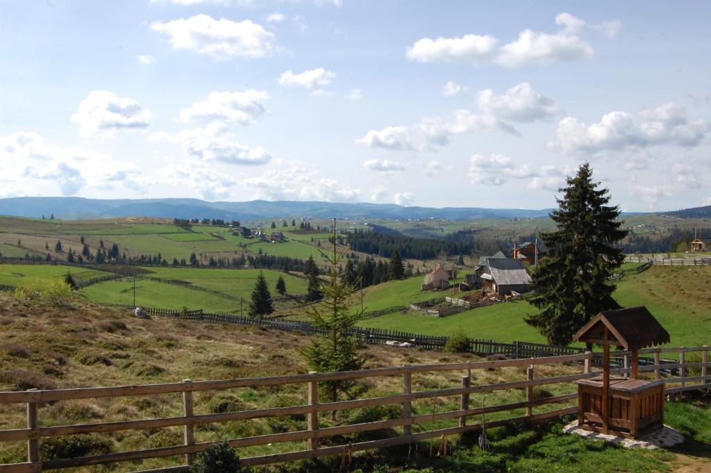 Cabana Motilor Mărişel Esterno foto